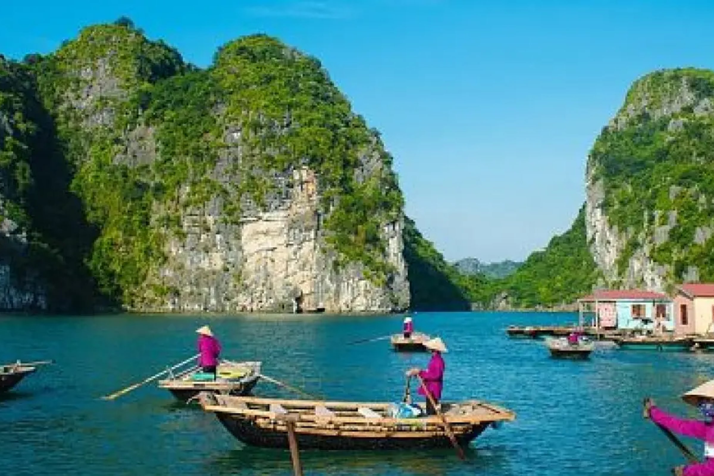 Half Day Explore Halong Bay With Lunch, Sung Sot Cave, Titop Island and Kayaking